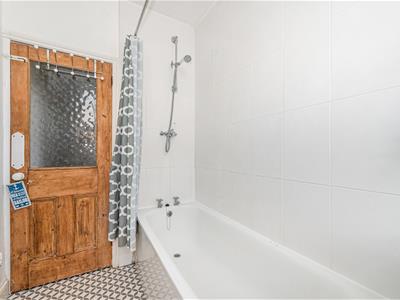Picture 18